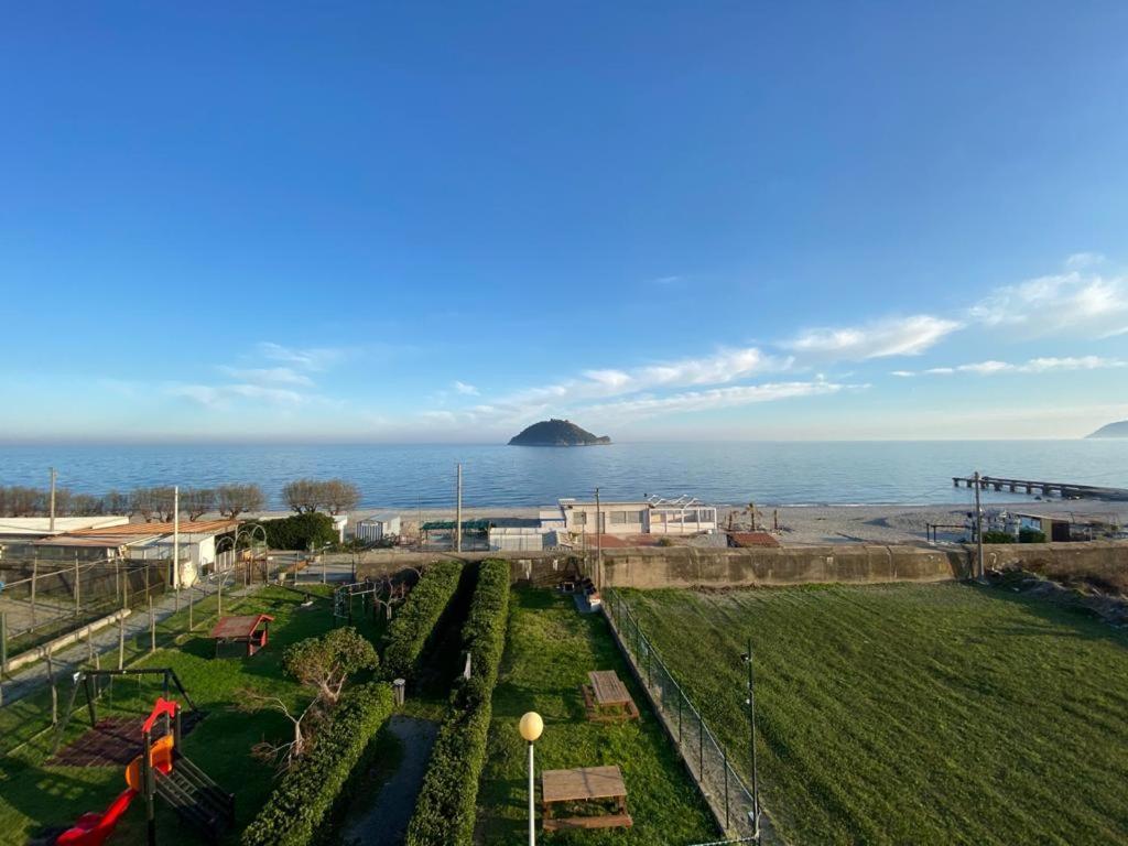 Residence Riviera Albenga Zewnętrze zdjęcie